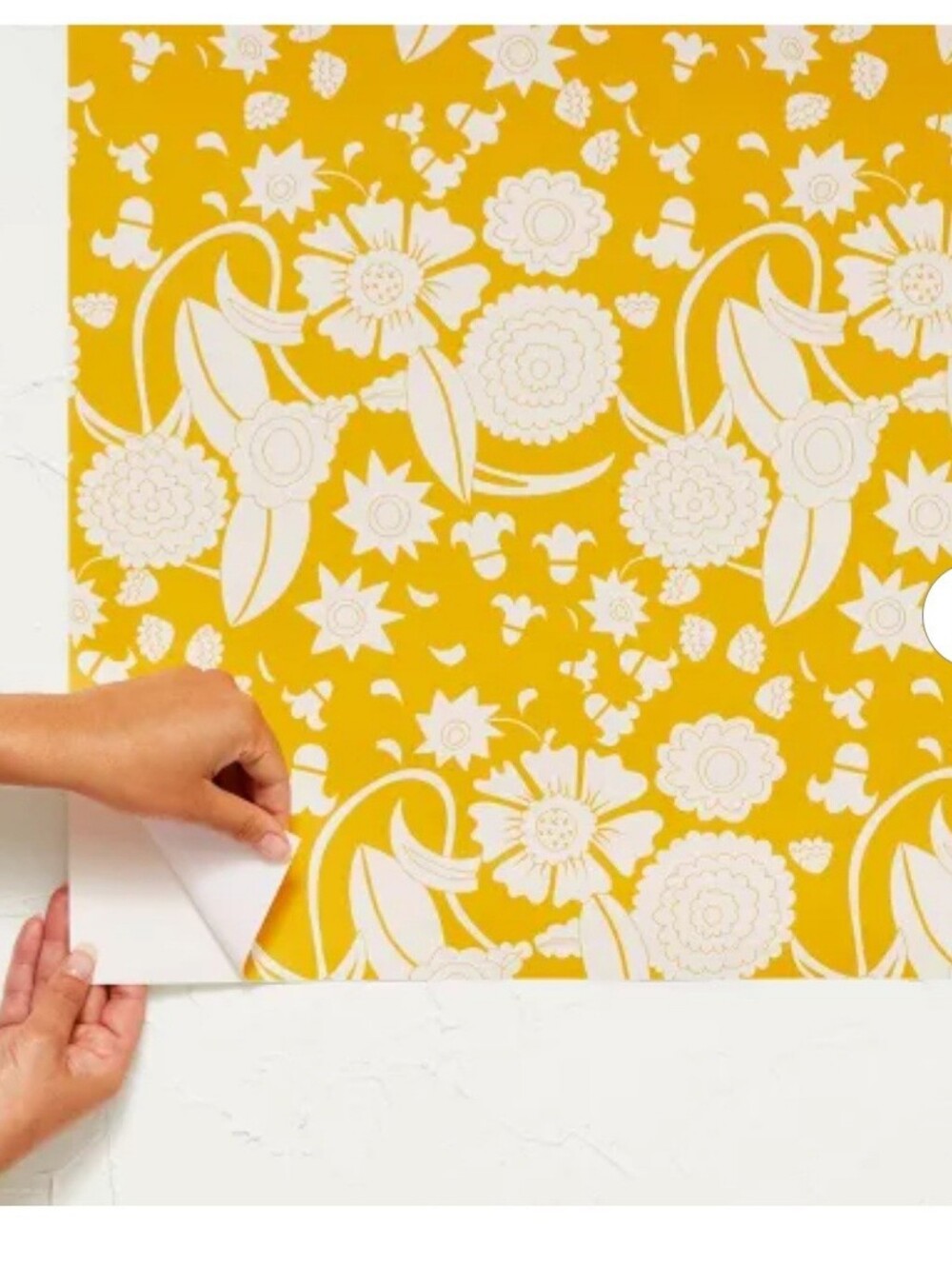 Idris Flower Wallpaper Pharaoh Gold - Opalhouse™ designed with Jungalow™: